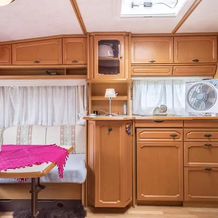 Camping Stellplatz Nr 43 *